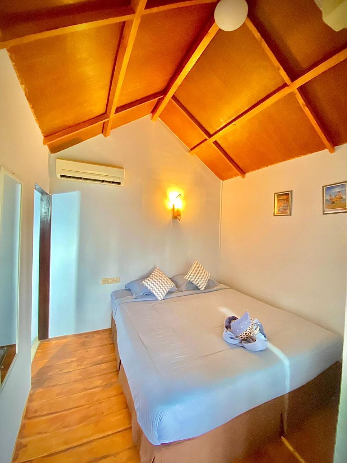 Poetri Bungalow & Restaurant Senaru Dış mekan fotoğraf